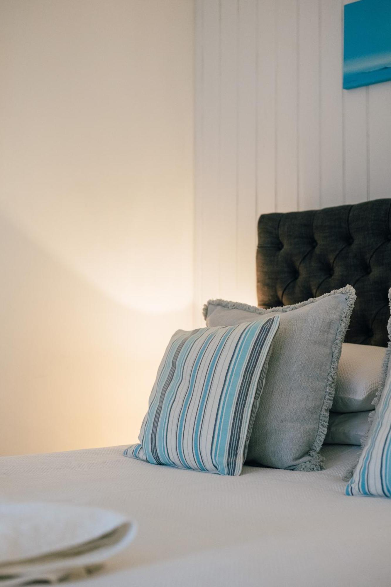 Cute 1 Bed Apartment 2 Mins From The Sea - Sleeps 4, Flat 8 The Gables, Church Street, Lyme Regis Kültér fotó